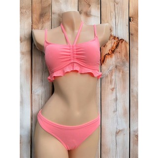 Bộ đồ bơi set bikini 2 mảnh màu hồng phối bèo dễ thương, có đệm ngực, lưng cài khóa, hàng VNXK sịn.
