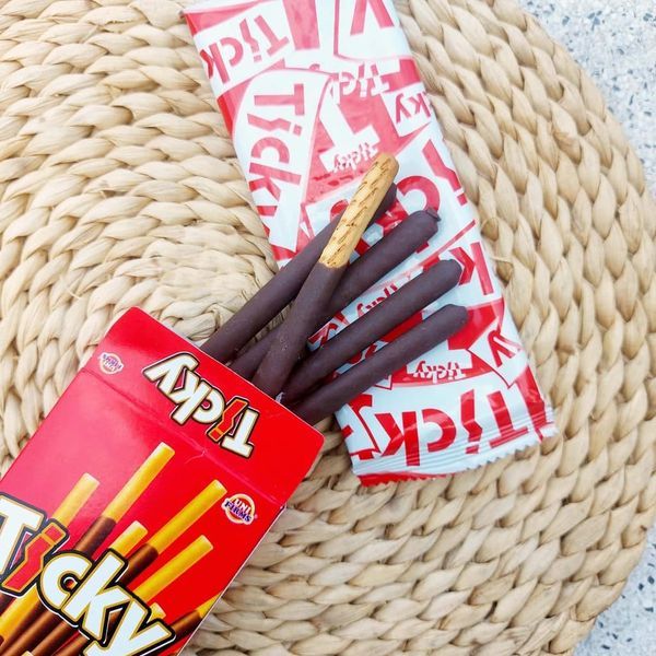 Hộp Bánh Que Ticky Thái Lan Phủ Kem Dâu, Sữa, Chocolate Hộp 20g ...