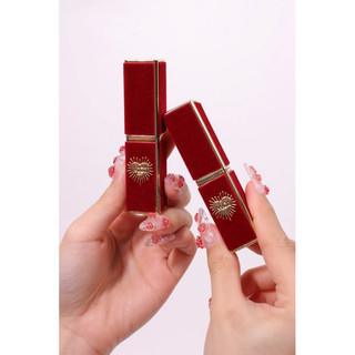 Son thỏi cao cấp Queen Of Rose Cosmetics Hồ Ngọc Hà