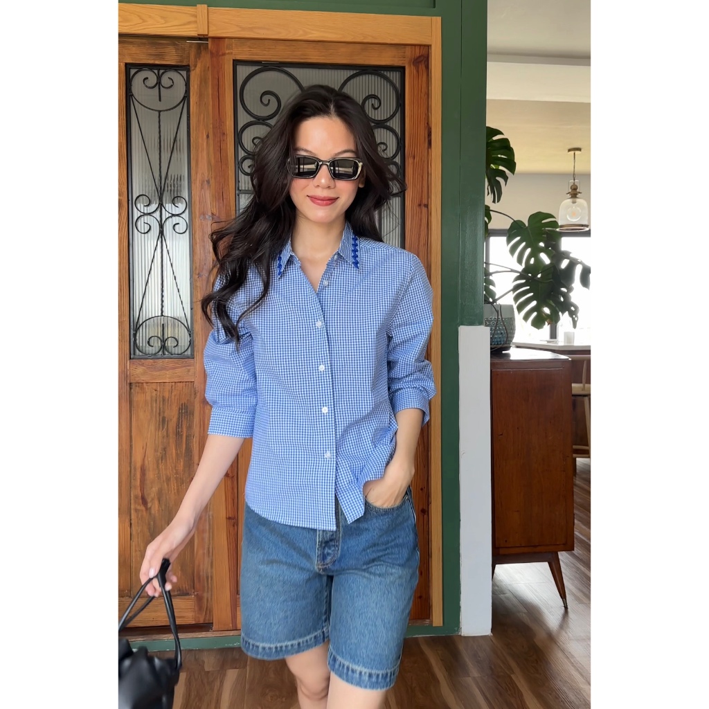 TheBlueTshirt - Áo sơ mi kẻ sọc caro tay lửng phồng nhẹ cổ viền zigzag lace cho nữ - Checked Treasure Shirt - Women