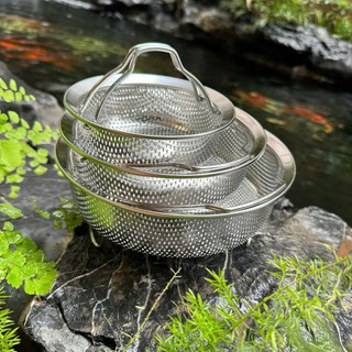 Giỏ Hấp Inox 304 Chắc Chắn, Có Quai Xách Tiện Lợi và Độ Bền Cao.