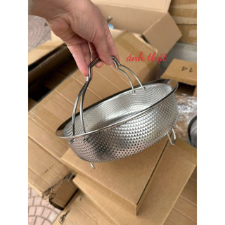Giỏ Hấp Inox 304 Chắc Chắn, Có Quai Xách Tiện Lợi và Độ Bền Cao.