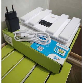 Phát wifi từ sim 4G R611C tích hợp wifi 6 có 4 ăngten gấp gọn