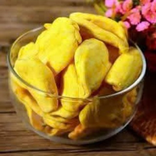 Mít Sấy Vinafoods 100G được chế biến từ những quả mít chín đủ độ, giòn tan,thơm ngon,date xa,giá tốt