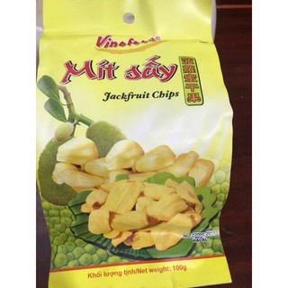 Mít Sấy Vinafoods 100G được chế biến từ những quả mít chín đủ độ, giòn tan,thơm ngon,date xa,giá tốt