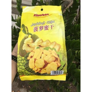 Mít Sấy Vinafoods 100G được chế biến từ những quả mít chín đủ độ, giòn tan,thơm ngon,date xa,giá tốt
