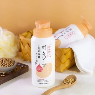 Sữa tắm dưỡng ẩm sữa đậu nành Soy Milk The Body Soap 600ml của Nhật- CÔ THƯ MARKET