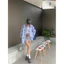 M.H STYLE ORDER Áo sơ mi màu xanh in hình tình yêu nữ mùa xuân 2025 mới rộng rãi giảm béo vừa và dài kem chống nắng