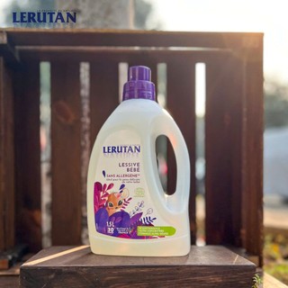 Nước giặt đậm đặc hữu cơ cho bé hương oải hương 1,5L