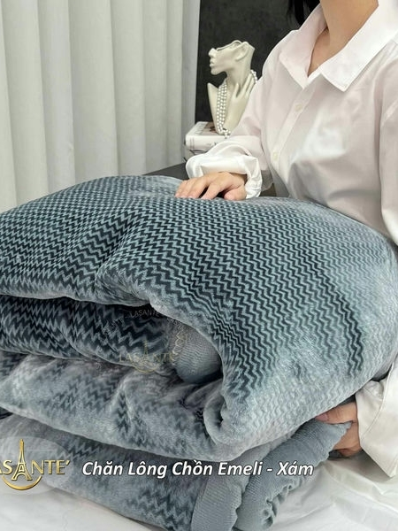 Ảnh Chăn Lông Tuyết Chồn Cao Cấp Emeli 2mx2m3 Chính Hãng Lasante Siêu Nhẹ 3.6 Kg Mềm Mịn, Ấm Áp Mùa Đông 3