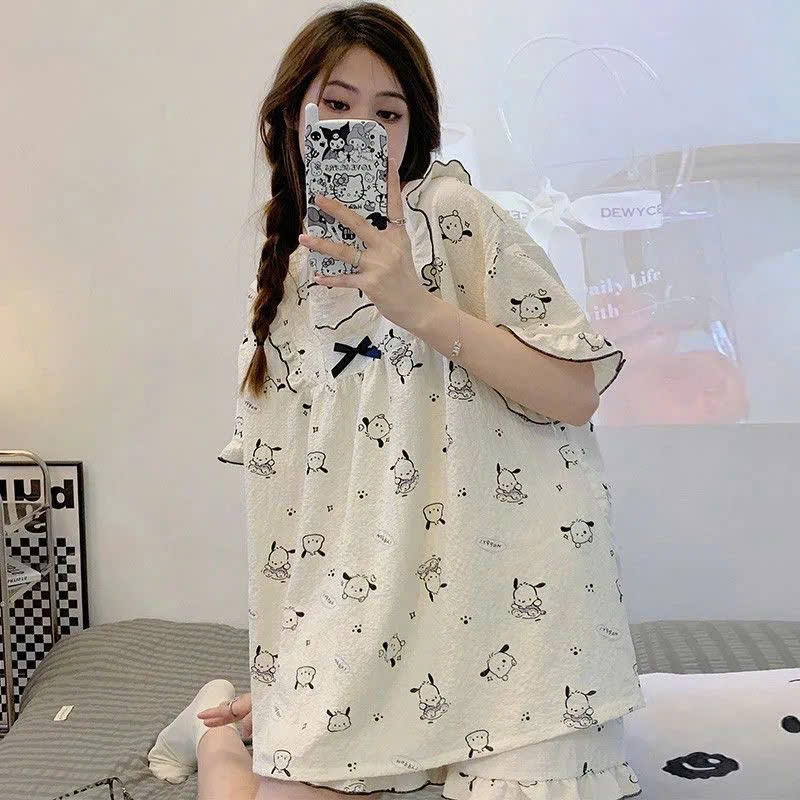 MEIQUIYI Bộ đồ nữ tay ngắn tay bèo thắt nơ hoạ tiết Sanrio/Cinnamonrol