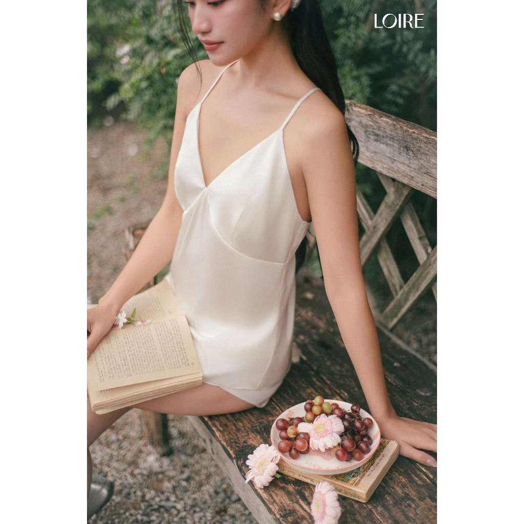 Bộ Đồ Ngủ Lụa 2 Dây Hở Lưng Sâu Gợi Cảm Loirechic BHDN21