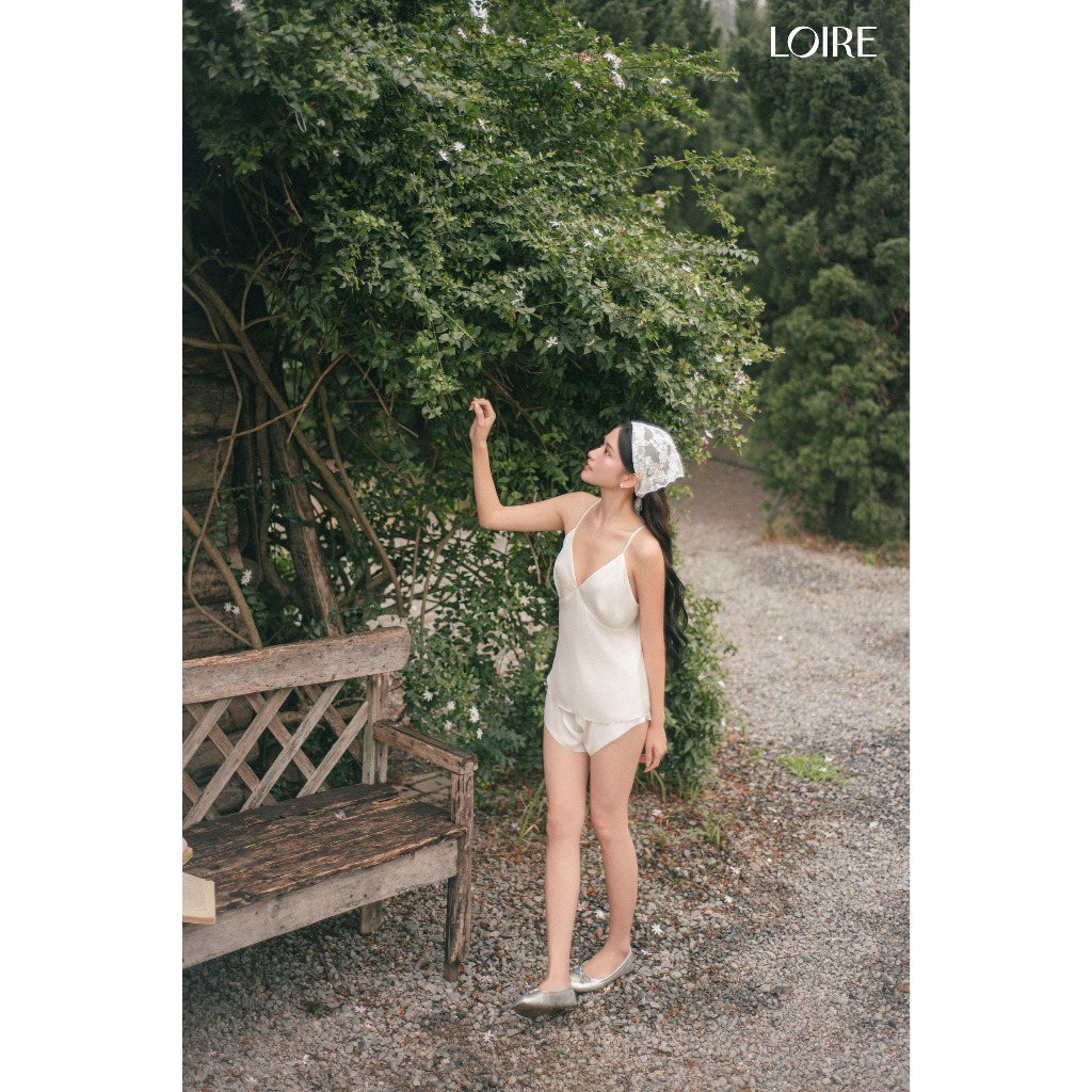 Bộ Đồ Ngủ Lụa 2 Dây Hở Lưng Sâu Gợi Cảm Loirechic BHDN21