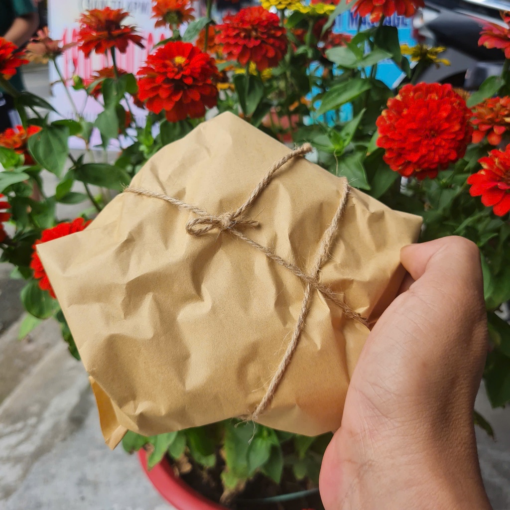 Xông trầm Local Brand may mắn thanh tẩy nhà cửa Trầm Hương Bình An