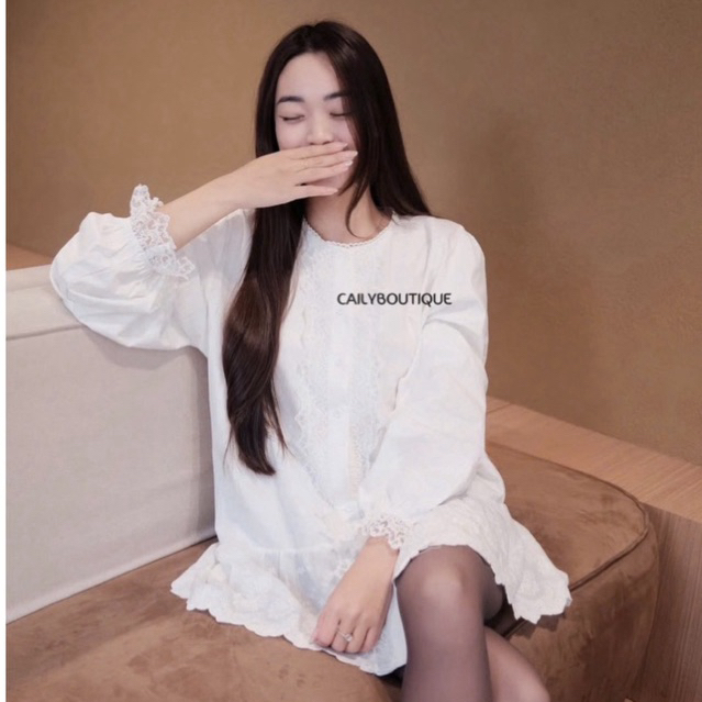 “Jolyn dress” Váy sơmi babydoll ngắn xoè cổ tròn dài tay phối ren bèo cao cấp tiểu thư sang chảnh | MIU.STUDIO