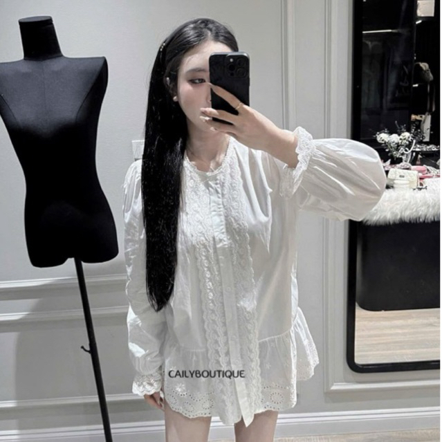 “Jolyn dress” Váy sơmi babydoll ngắn xoè cổ tròn dài tay phối ren bèo cao cấp tiểu thư sang chảnh | MIU.STUDIO