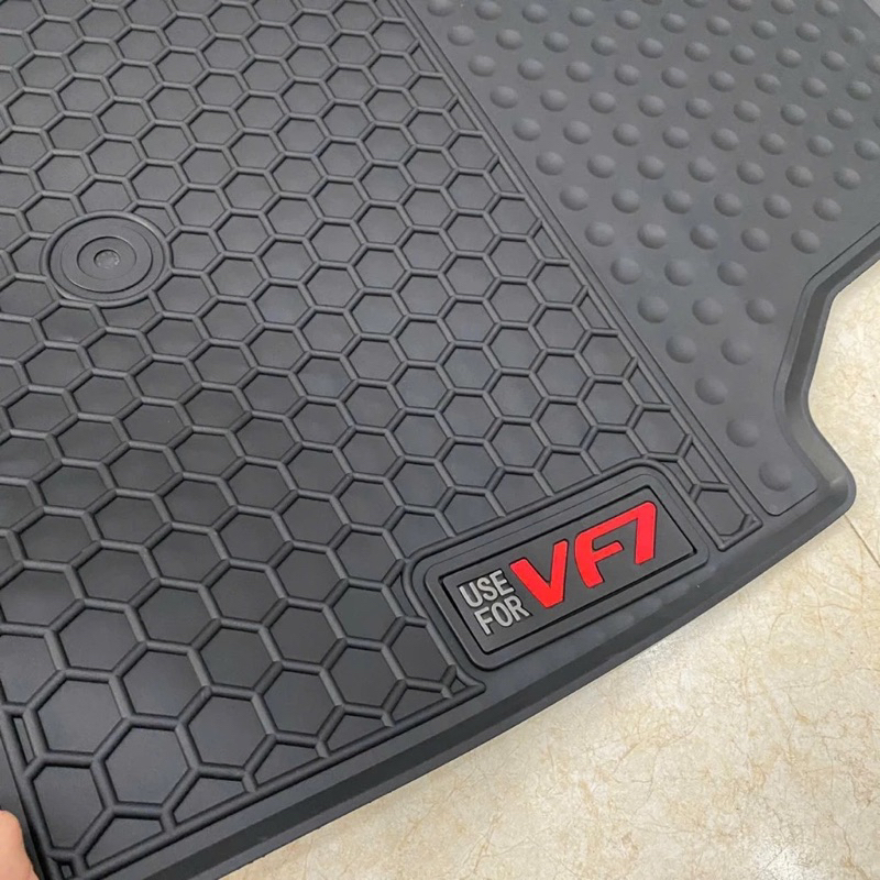 Thảm lót sàn cao su xe Vinfast VF7 hàng cao cấp