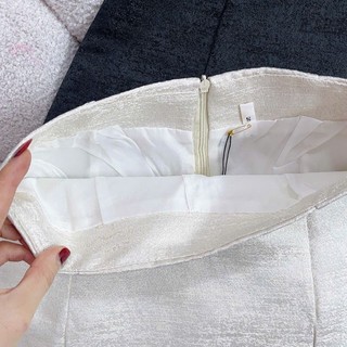 Chân Váy Tafta Ngắn Dáng A Trẻ Trung Tôn Dáng