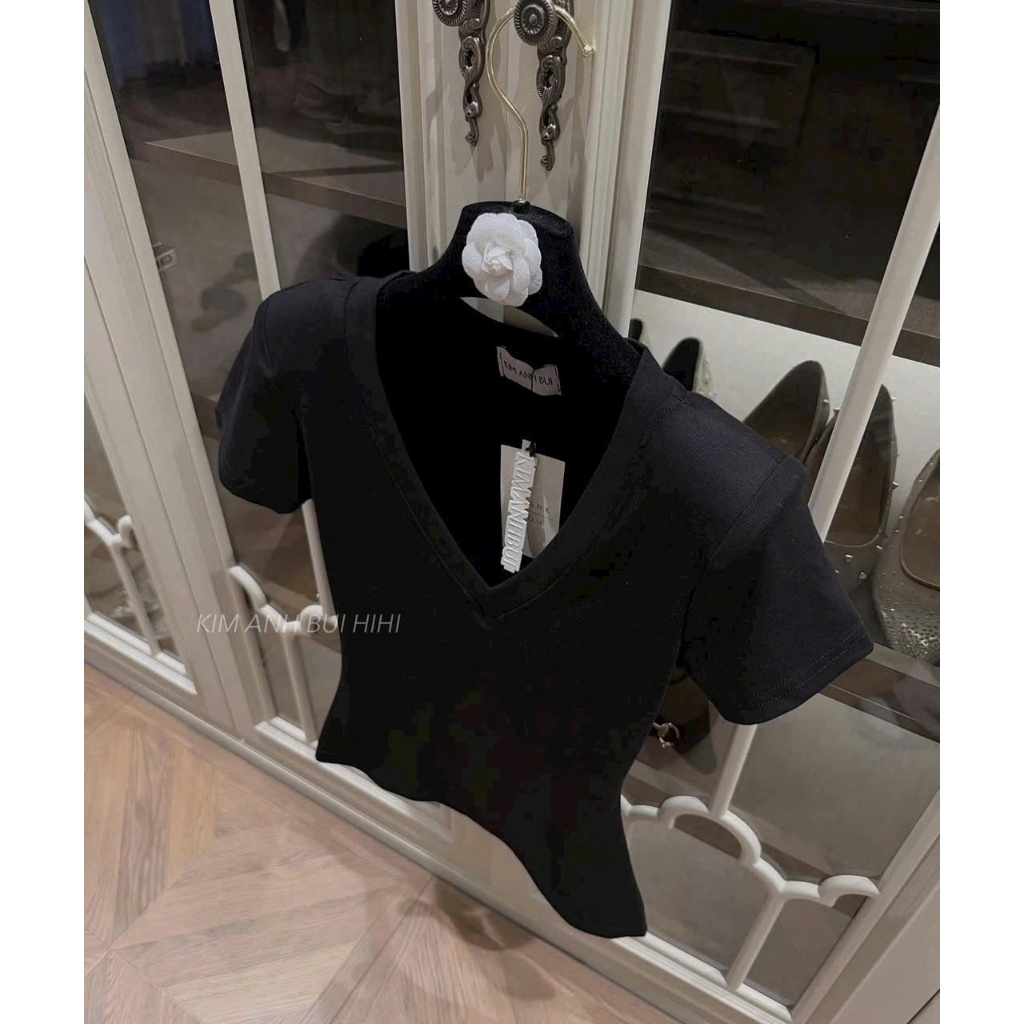 [ Deal mở bán ] Áo cổ tim cộc tay body tôn dáng 2 màu, basic dễ phối đồ by Charmie - M4375