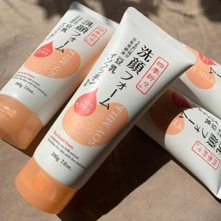 Sữa rửa mặt đậu nành SHIKIORIORI dưỡng ẩm, căng da, mịn màng Soy Milk The Facial Foam Nhật Bản 200g