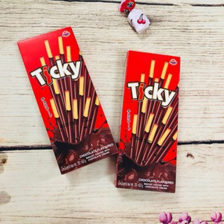 Bánh que đũa Ticky Thái Lan vị socola ,vị  dâu lốc (13 hộp)