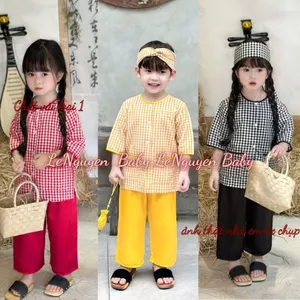Bộ Cách Tân Bé Yêu – Caro Lụa Mềm, Xinh Hết Nấc