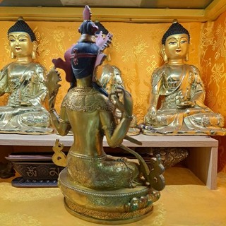 Tượng Phật Quan Âm Tứ Thủ