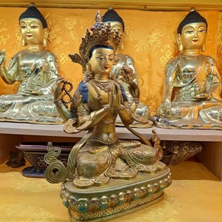 Tượng Phật Quan Âm Tứ Thủ