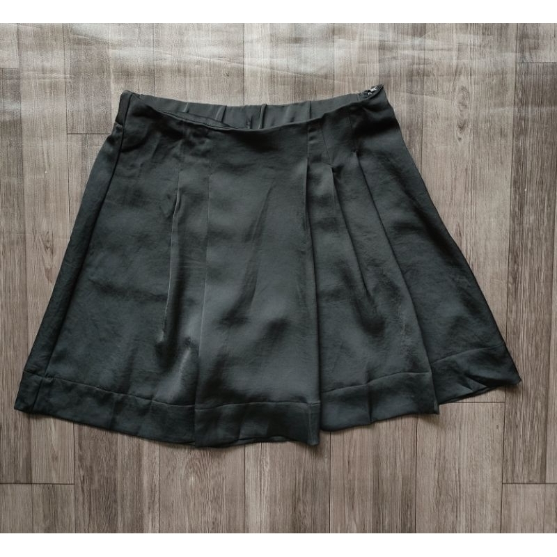 (Sale) Quần short lụa ống rộng xếp ly dạng váy Banana* bigsize - dư xịn