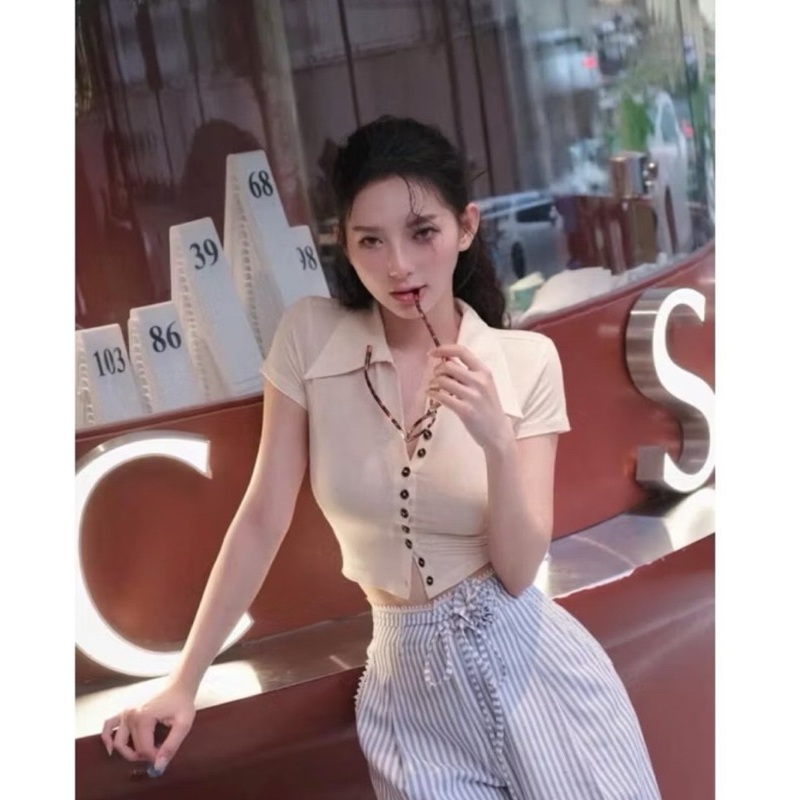 L333- sét bộ áo kiểu thun tăm đính nút cổ bẻ croptop mix quần sọc suông dài (38-55kg)
