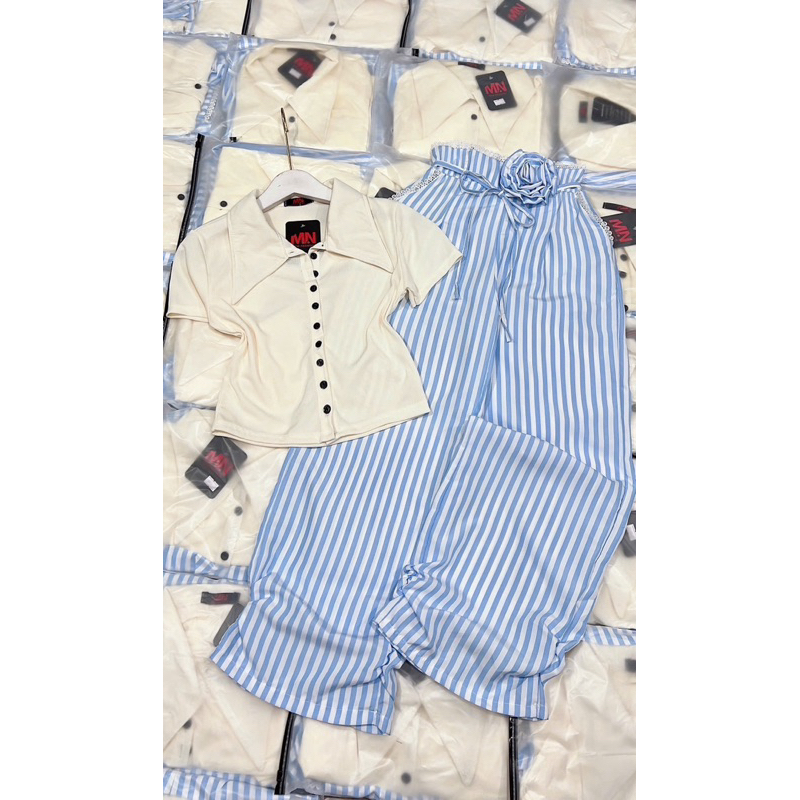 L333- sét bộ áo kiểu thun tăm đính nút cổ bẻ croptop mix quần sọc suông dài (38-55kg)