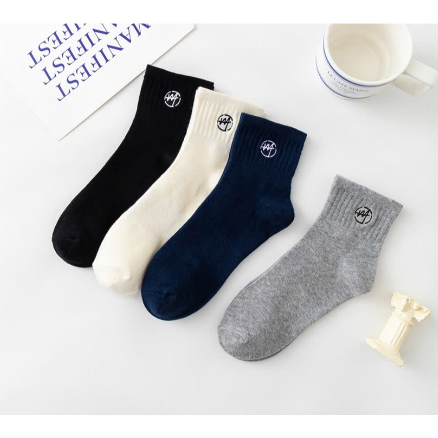 Vớ Tất cổ lửng Unisex 4 màu phong cách trẻ trung và năng động.