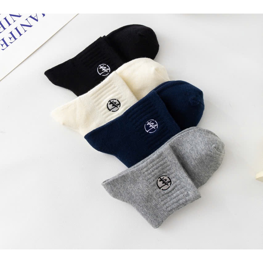 Vớ Tất cổ lửng Unisex 4 màu phong cách trẻ trung và năng động.