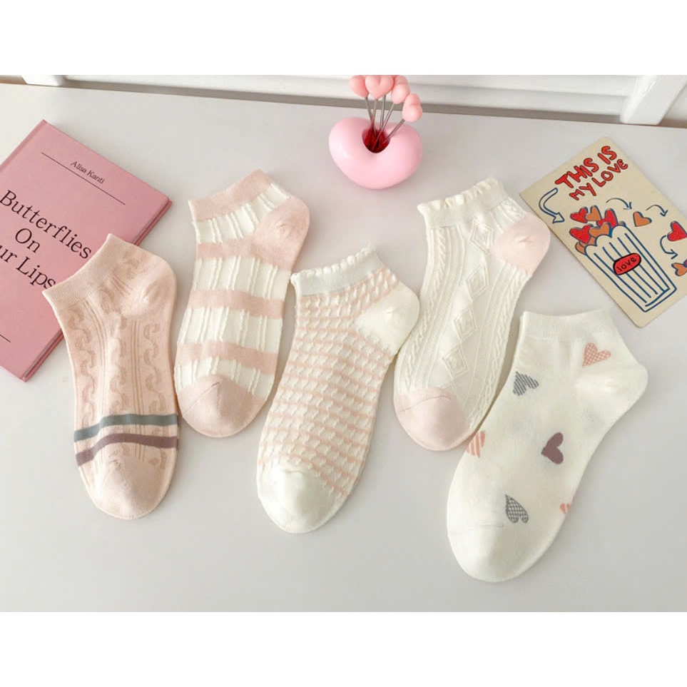 Vớ Tất cotton Nữ cổ thấp trái tim phong cách trẻ trung và năng động.