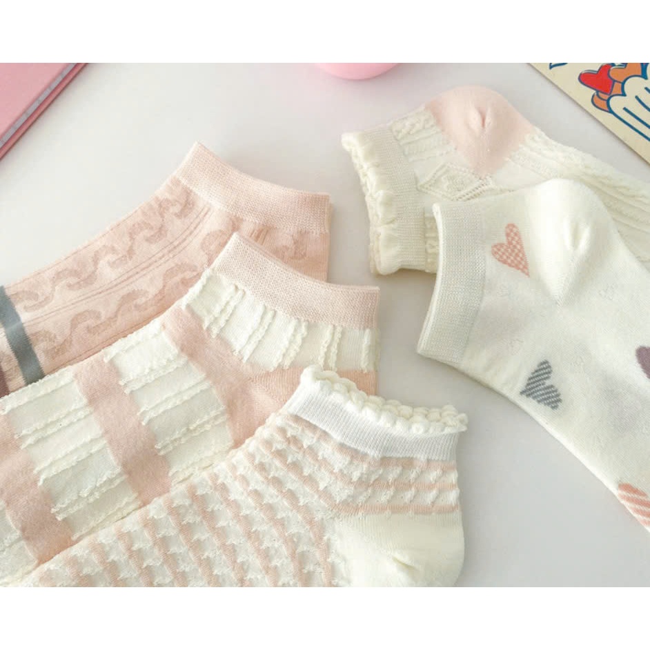 Vớ Tất cotton Nữ cổ thấp trái tim phong cách trẻ trung và năng động.