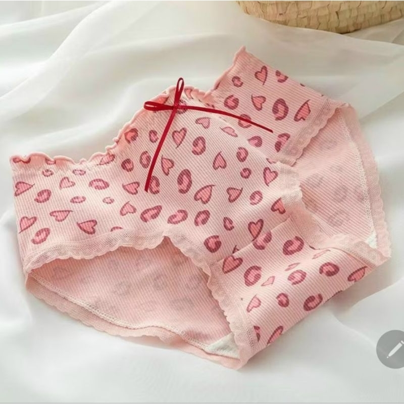 Combo 10 Quần Lót Tam Giác Cotton Thoáng Khí Kháng Khuẩn Màu Hồng Hình Dâu Dễ Thương Cho Nữ 582