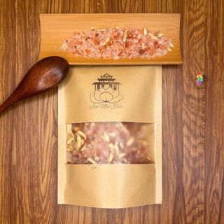 1Kg Muối hồng ngâm chân, có gừng làm ấm chân giảm đau nhức