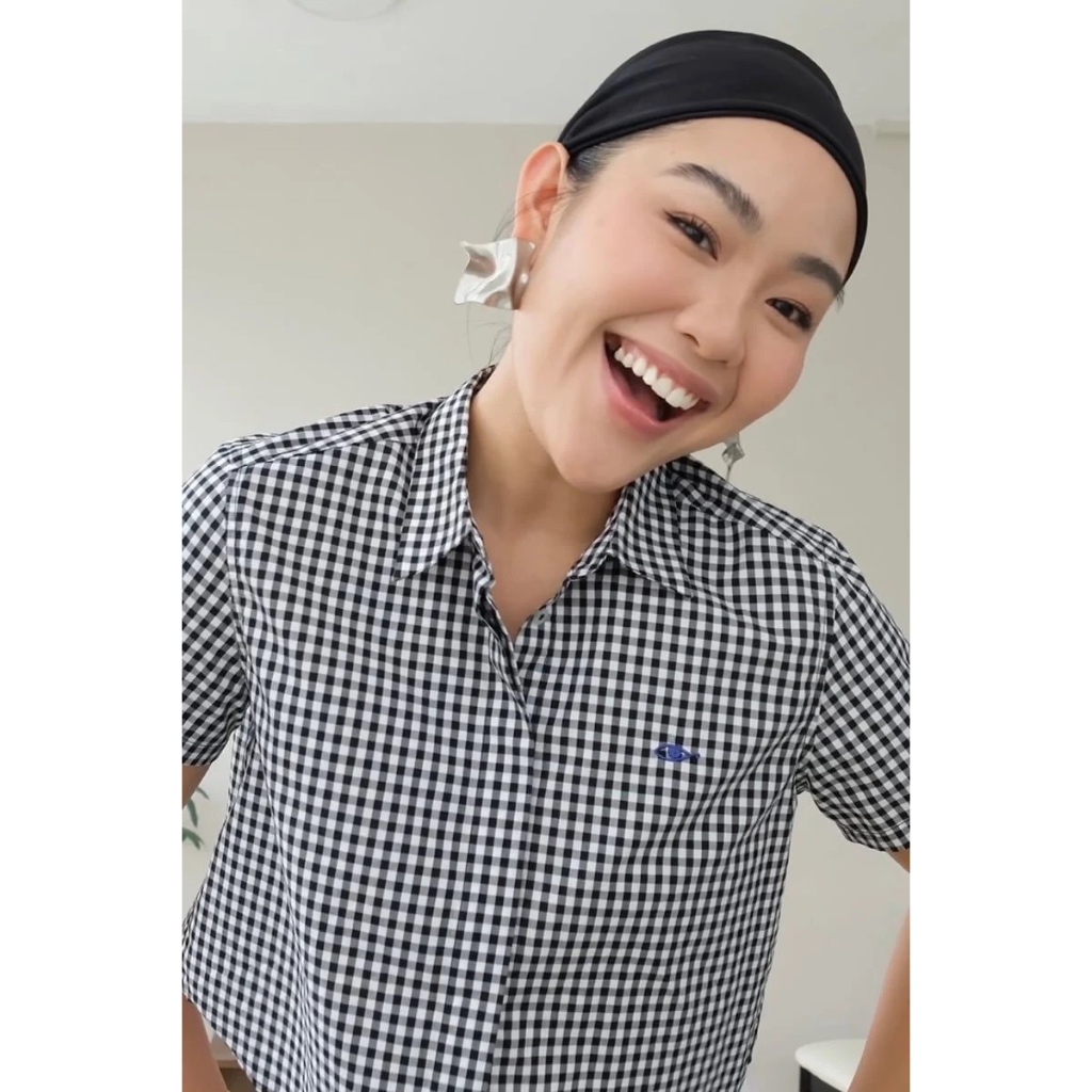 Ảnh TheBlueTshirt - Áo sơ mi tay ngắn sọc caro phom ngắn cho nữ - BlueMade Boxy Shirt - Women 3