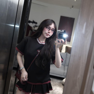 Đồ bộ nữ tiểu thư,set đồ nữ áo phông len thỏ  cổ tròn phối viền màu mix chân váy ngắn xếp ly cạp chun dây rút HCOM25323