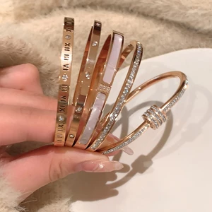 Vòng tay thép titan zircon mạ vàng 18k thời trang nữ đơn giản cao cấp dành cho nữ