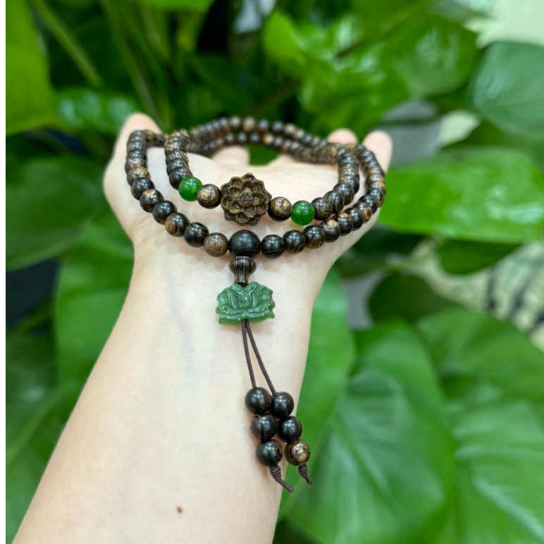 Premium Vòng Tay Trầm Hương 108 Hạt – 6mm | Sánh Chìm & Charm Hoa Sen | Phong Thủy Tuổi Ất Tỵ 1989