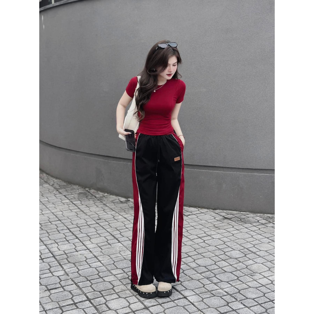 đồ bộ nữ, set đồ nữ phong cách thể thao năng động áo thun zip body phối quần cạp chun kể viền Donna hcom25319