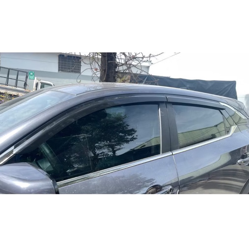 vè che mưa xe vf6