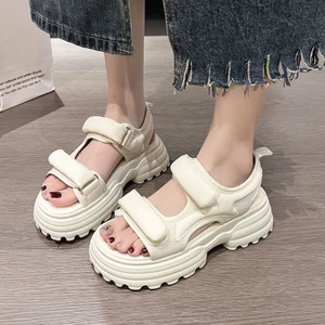 Dép Quai Hậu Đế Độn Răng Cưa Quai Dán Ulzzang