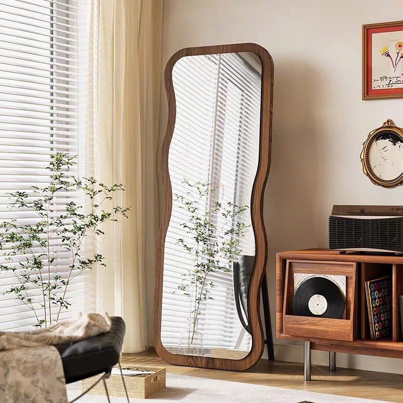 Ảnh Gương toàn thân khung gỗ màu nâu Hình Sóng Mẫu 1 VUADECOR kích thước 60x160cm 3