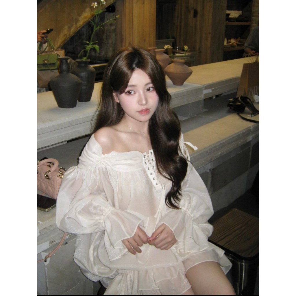 Ảnh Áo kem organza trễ eo bẹt vai MOLLYNISTA cao cấp thanh lịch quyến rũ 3