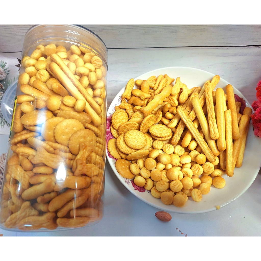 Mix 4 loại Bánh Quy Mặn Liên Hưng: Bánh Quy Đũa, Hạt Ngọc, Tròn, Quy hình Con Cá