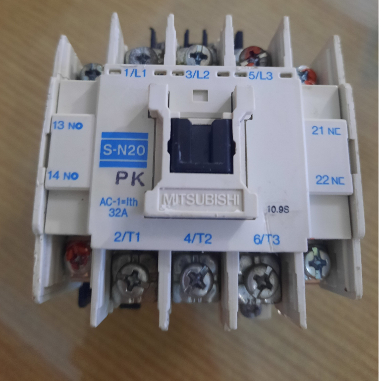 Khởi Động Từ Fuji 19A mới Mitsubishi 20A 25A - Contactor 20A ST25 ...