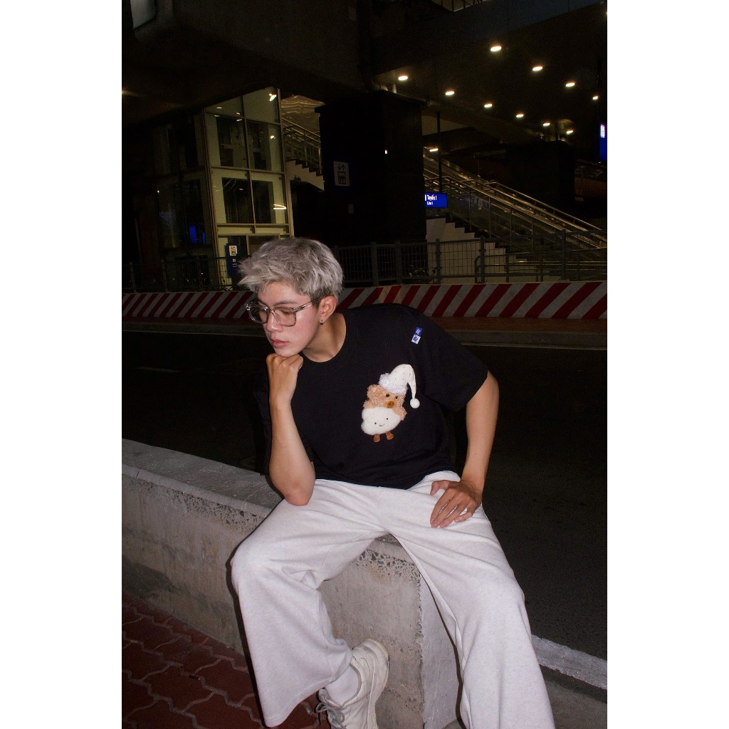 Ảnh Áo thun FIDE JoyBear unisex form rộng đính gấu local brand cổ tròn oversize - AT154 (Tặng gấu) 2
