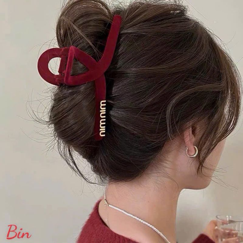 kẹp tóc tone đỏ đen